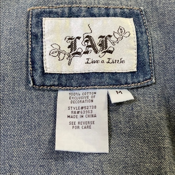 new Live a Little Denim Yoke Top US M - Picture 6 of 6